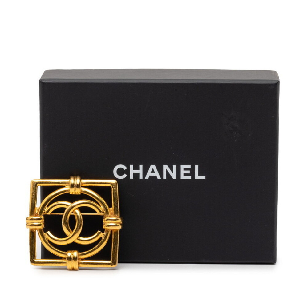 CHANEL Authentic Vintage Gold Logo Brooch - Picture 4 of 4